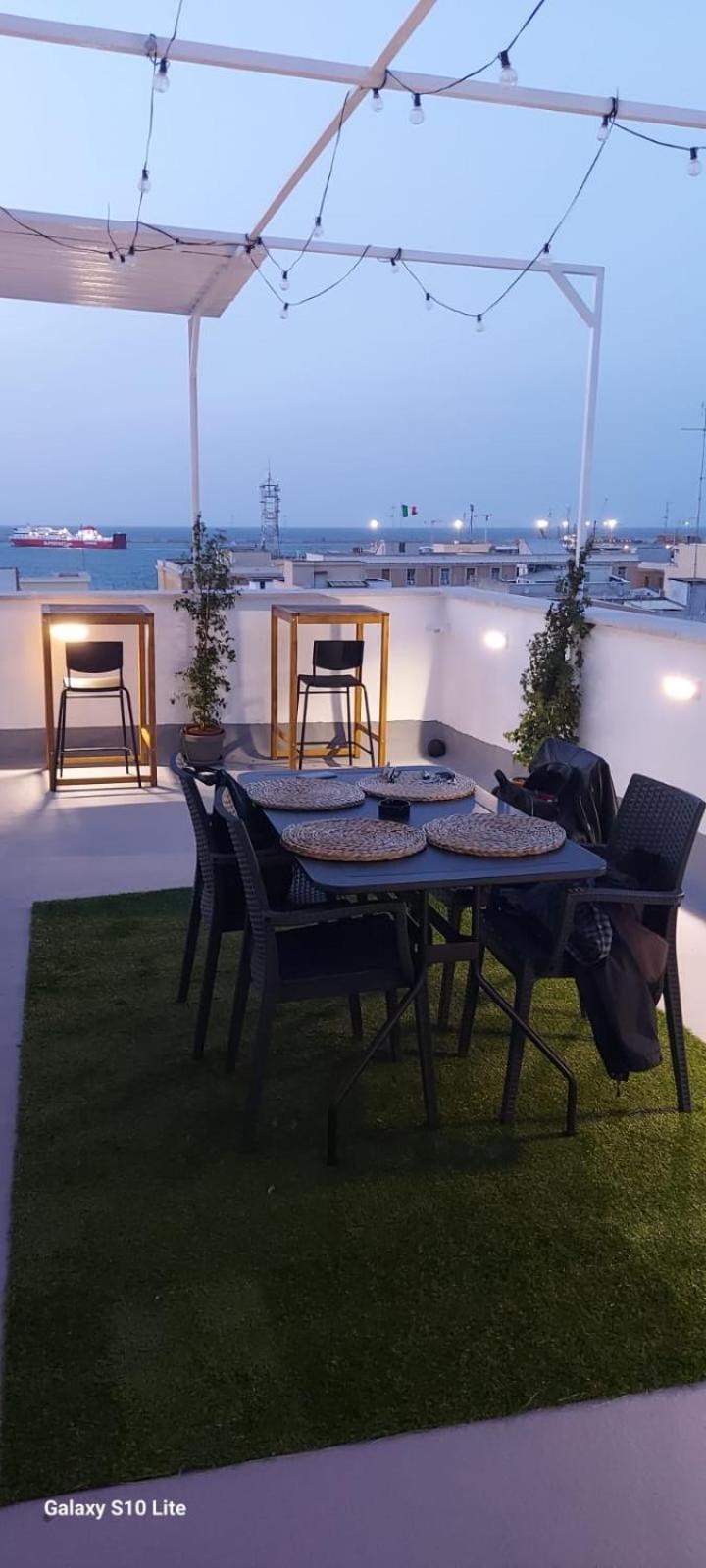 Attic8 Apartman Bari Kültér fotó